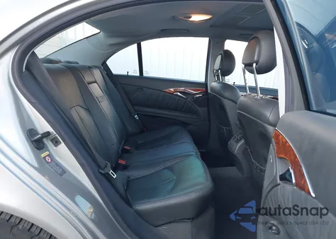 2004 Mercedes-Benz E 320 z USA, uszkodzony, nr VIN WDBUF65J64A458905